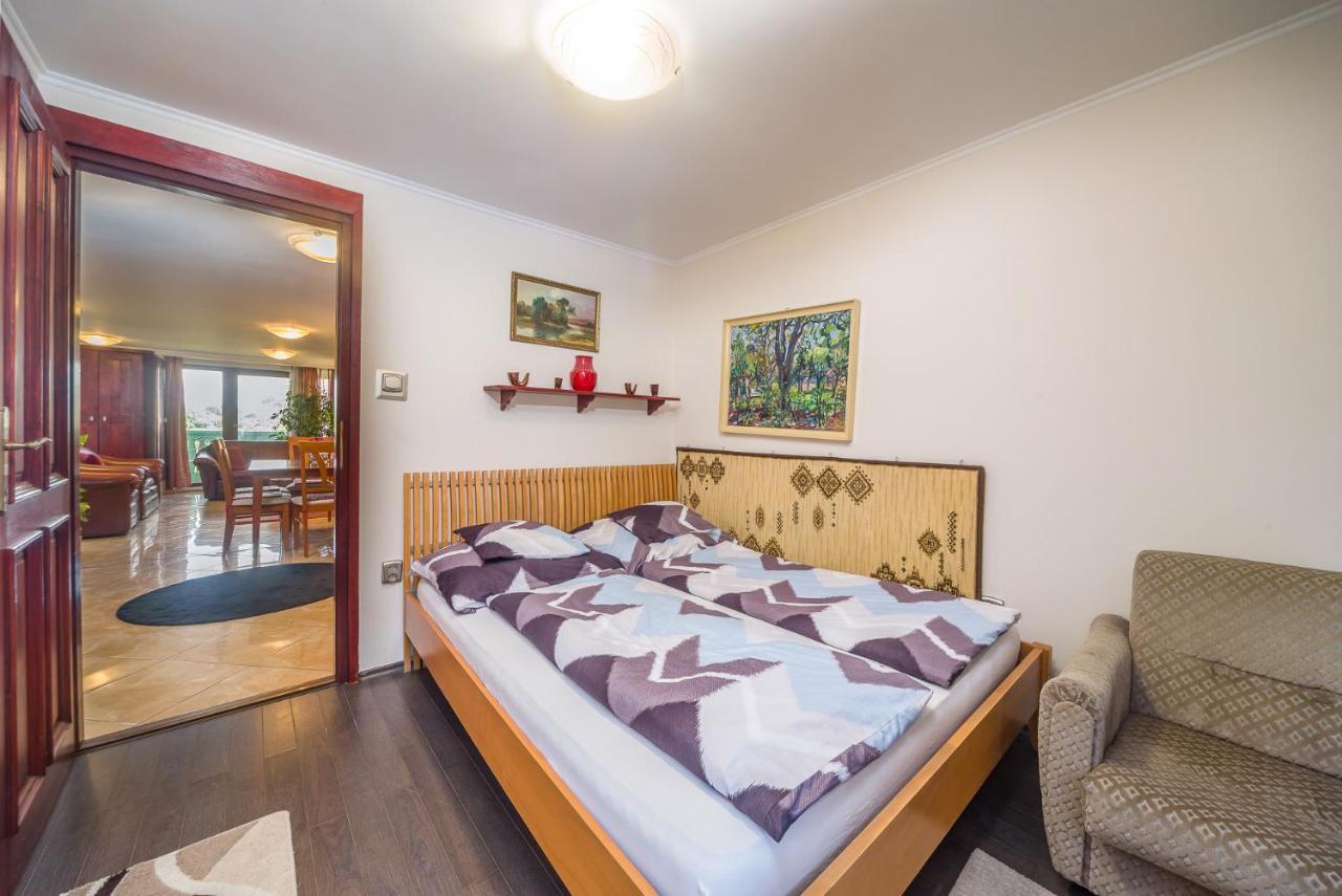 Tamas Apartman Balatonfoeldvar Sziveben- Egesz Evben Nyitva! Екстериор снимка