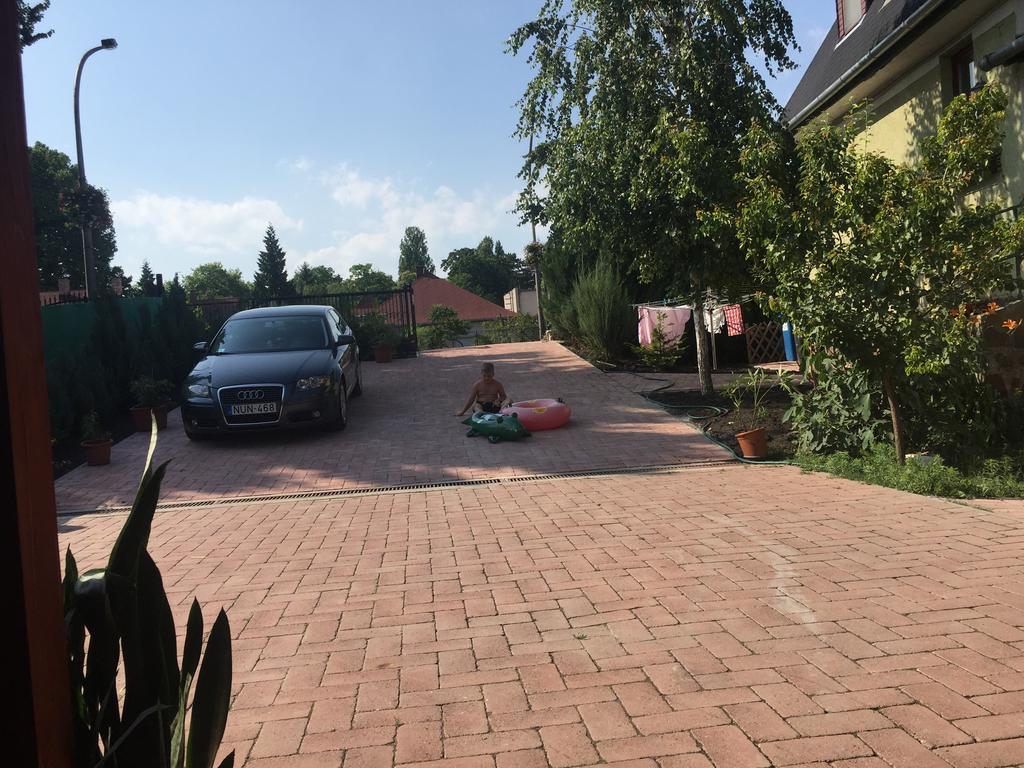 Tamas Apartman Balatonfoeldvar Sziveben- Egesz Evben Nyitva! Екстериор снимка